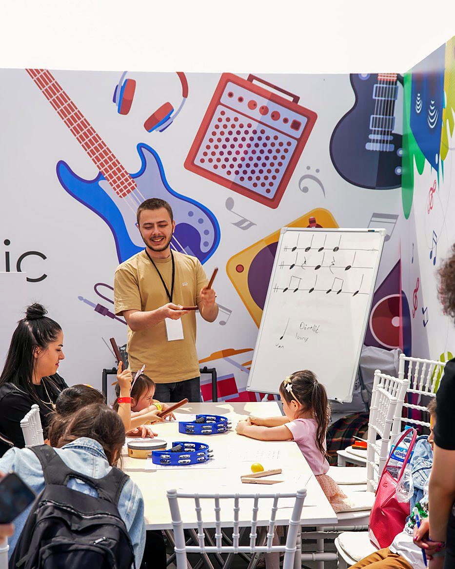 Aker Sanat çocuk ritim atölyesi — grup çalışması